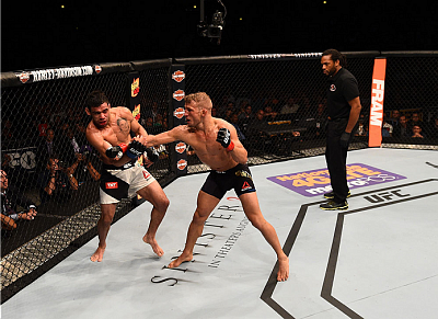  Renan Barao and TJ Dillashaw